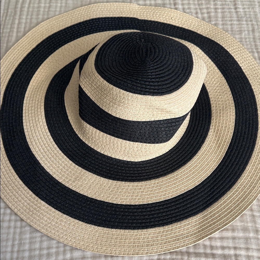 Wide Brim Black and Natural Striped Straw Sun Hat